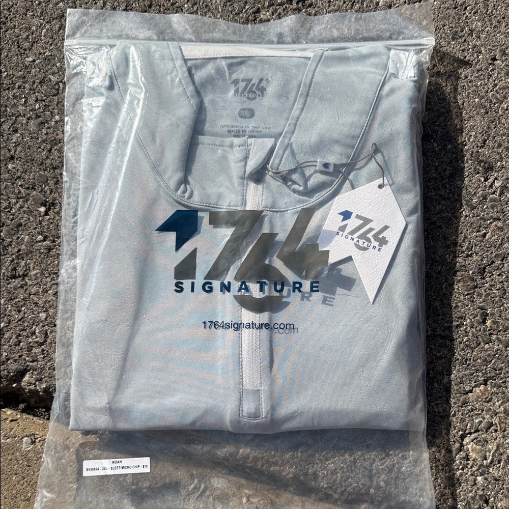 FINAL SALE 🏷️ 1764 Signature Light Gray Long Sleeve Tee